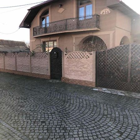 Отель Катерина Чинадиево Экстерьер фото
